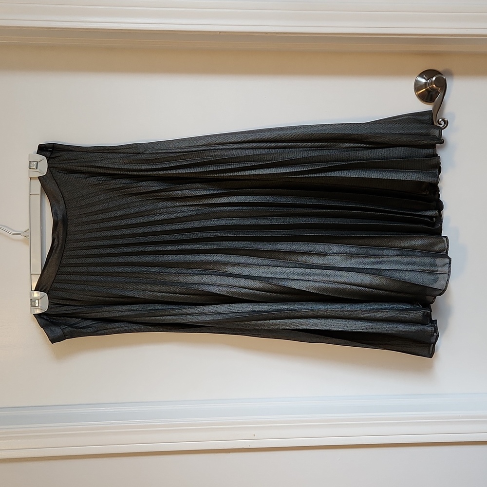 Joe fresh pleated skirt